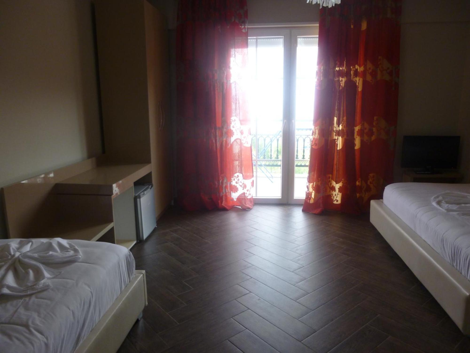 Villamaria Hotel Zverneci Buitenkant foto