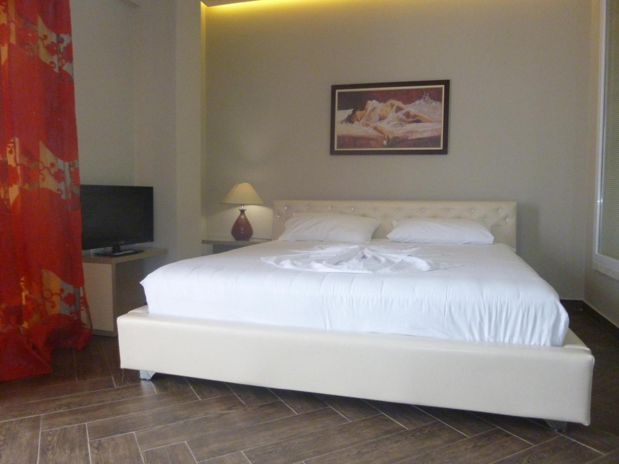 Villamaria Hotel Zverneci Buitenkant foto