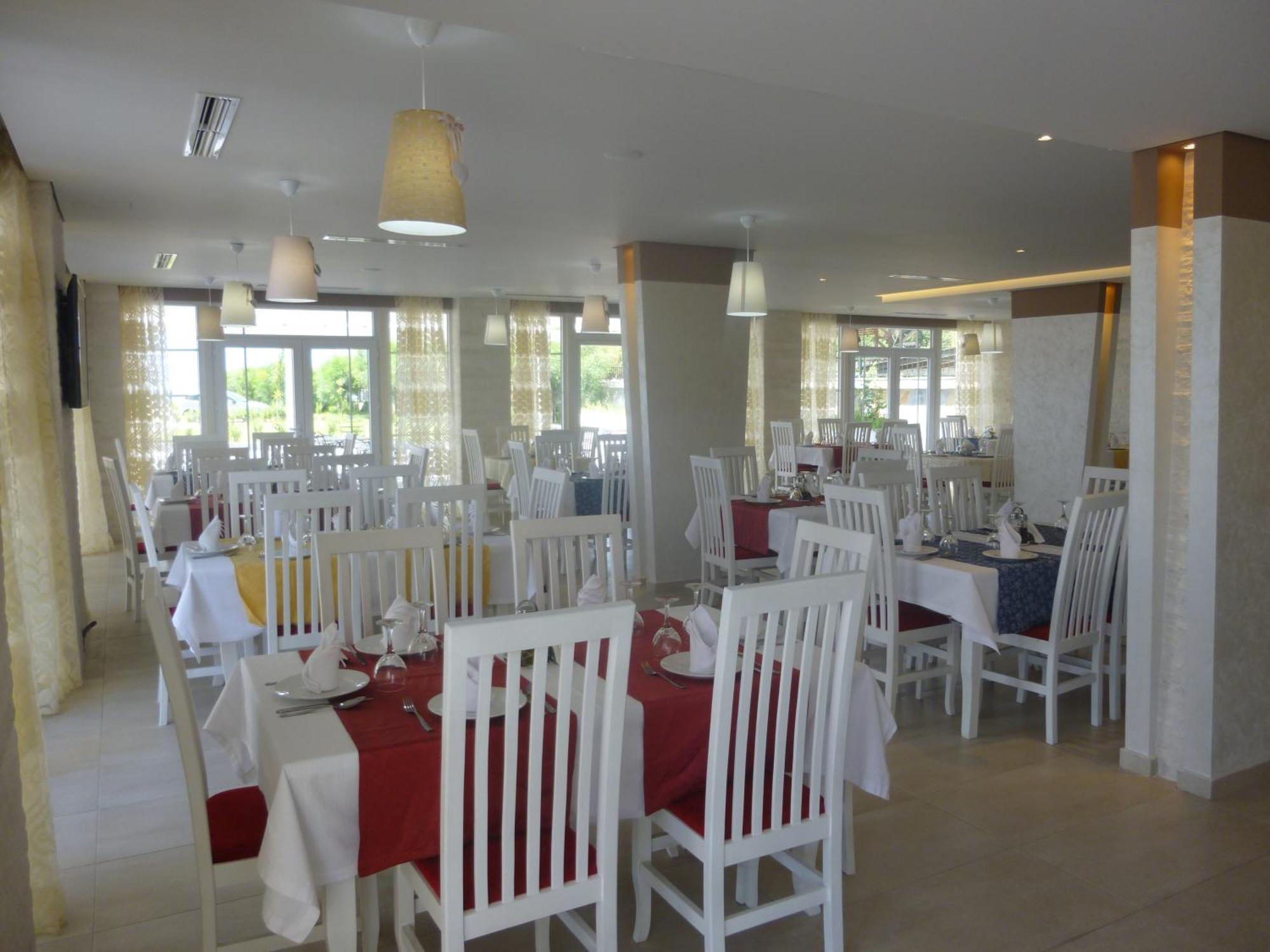 Villamaria Hotel Zverneci Buitenkant foto