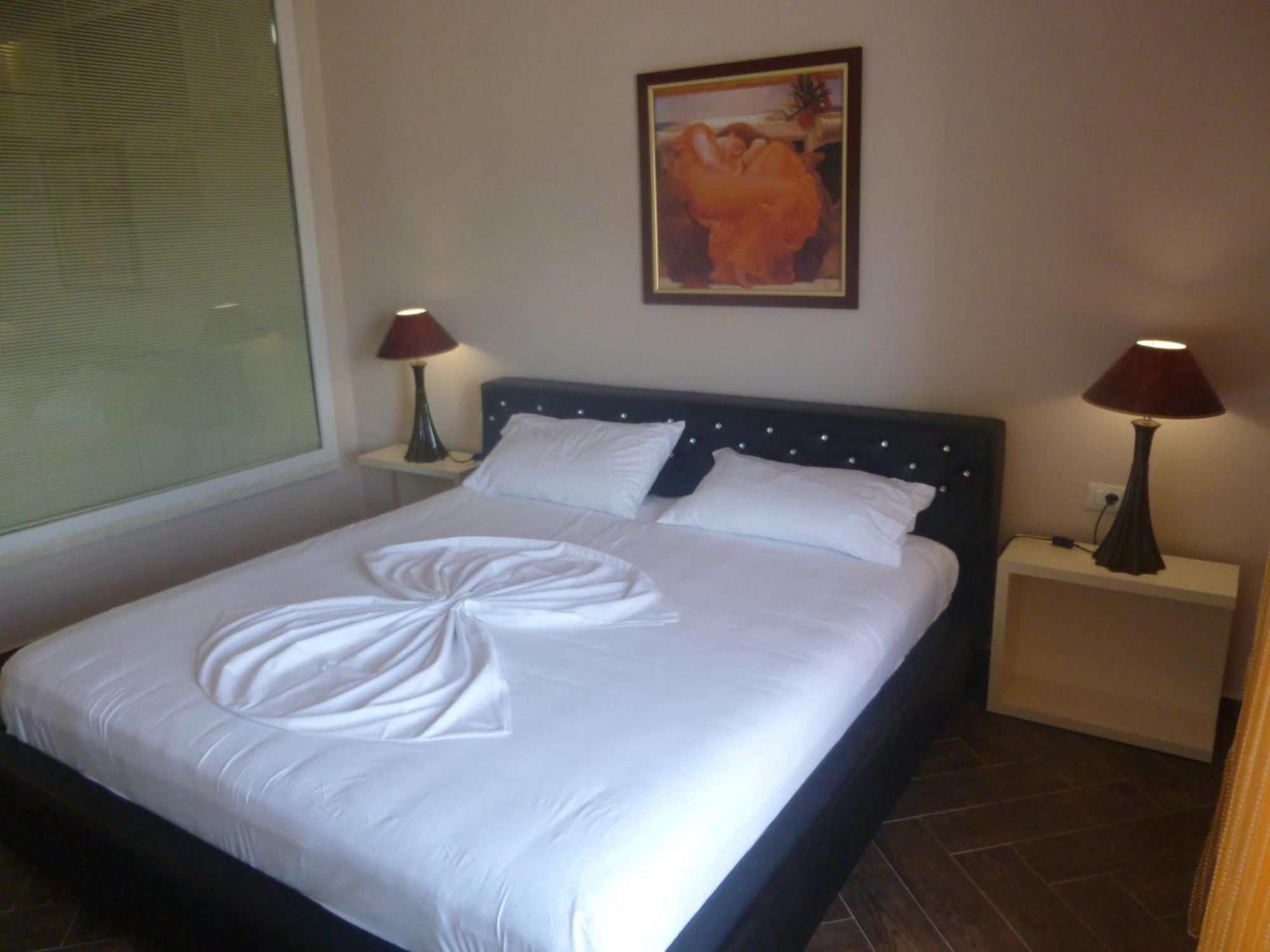 Villamaria Hotel Zverneci Buitenkant foto