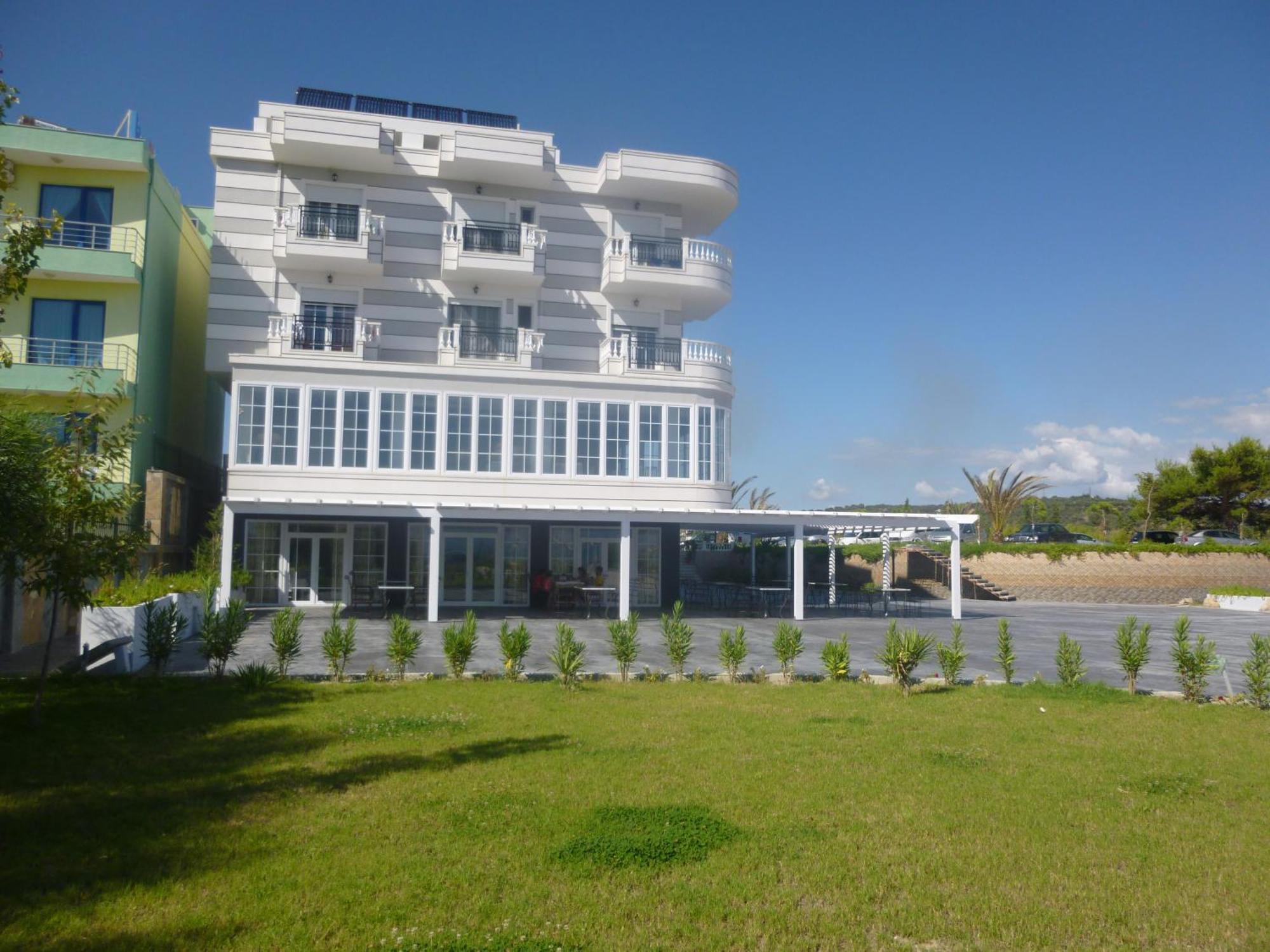 Villamaria Hotel Zverneci Buitenkant foto
