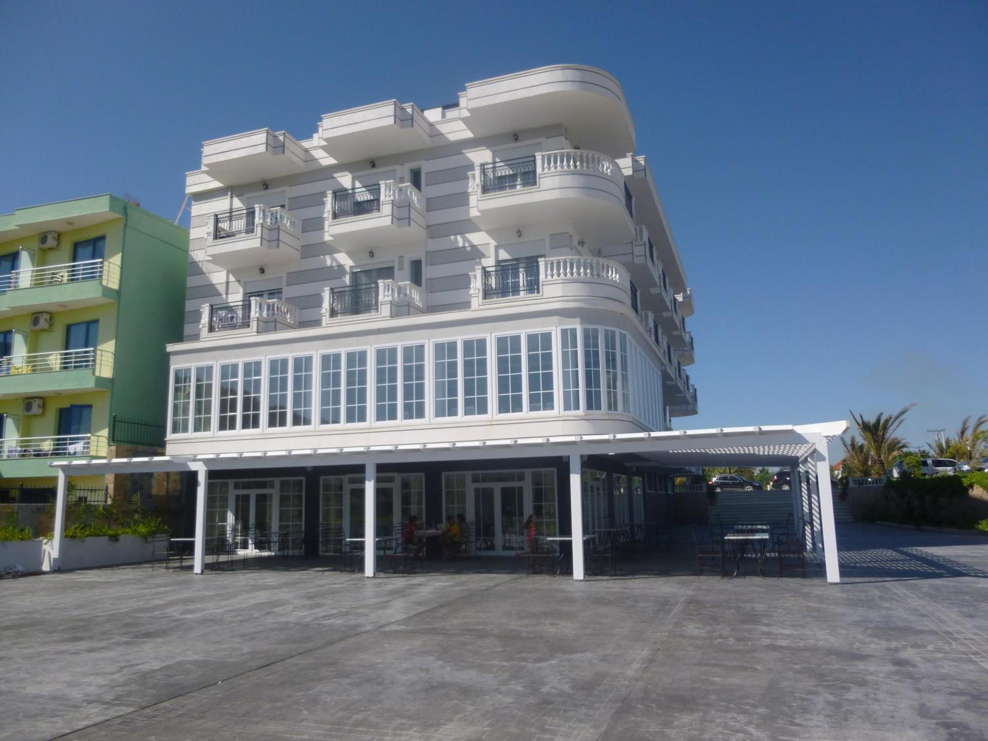 Villamaria Hotel Zverneci Buitenkant foto