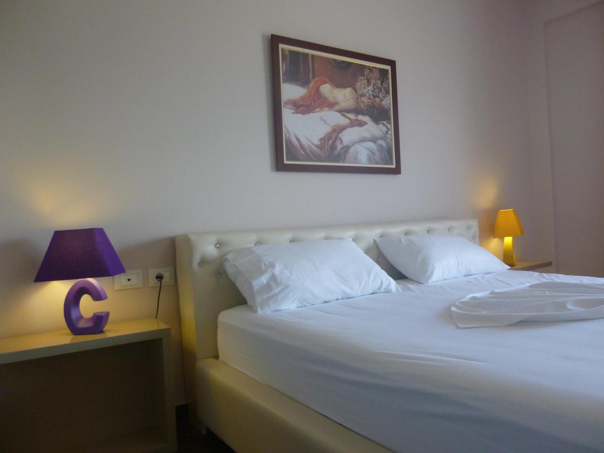 Villamaria Hotel Zverneci Buitenkant foto