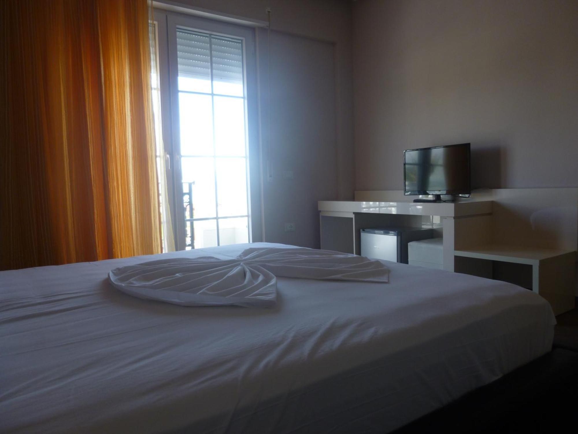 Villamaria Hotel Zverneci Buitenkant foto