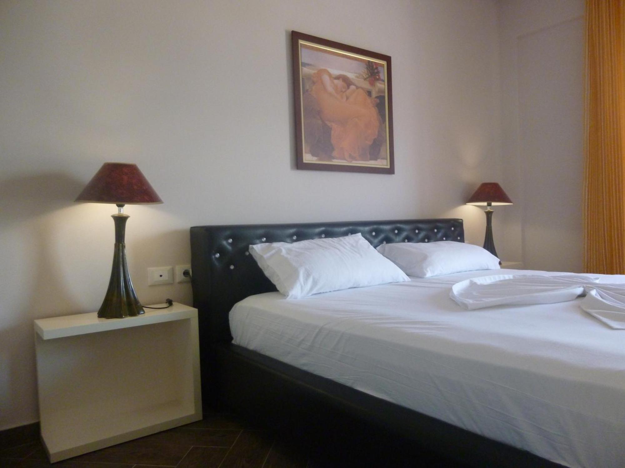 Villamaria Hotel Zverneci Buitenkant foto