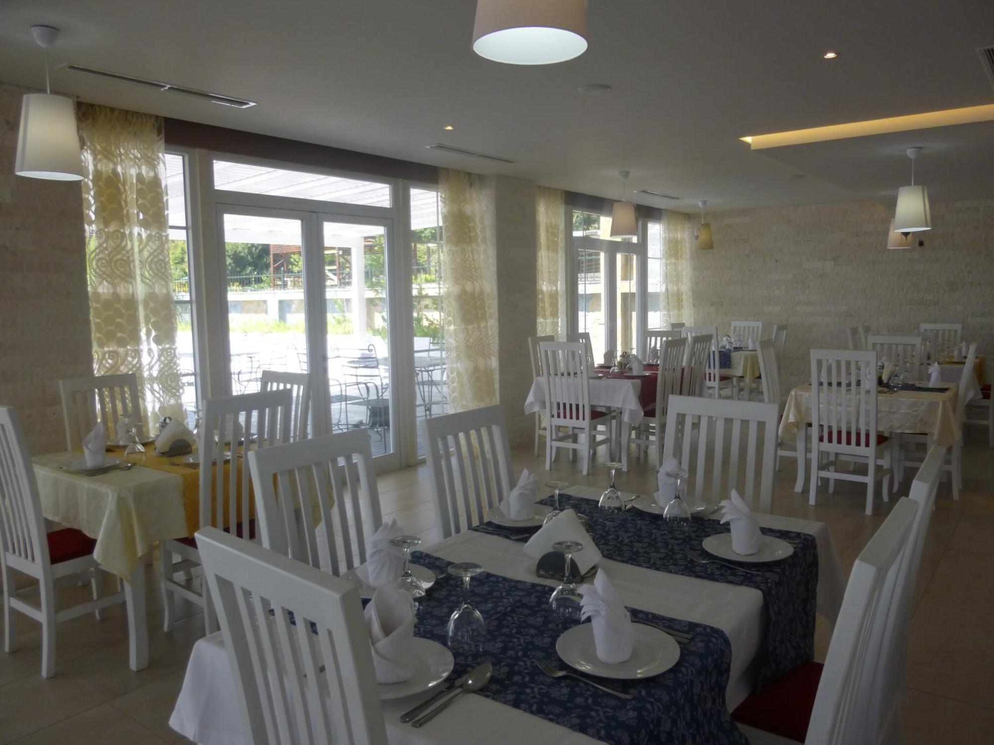 Villamaria Hotel Zverneci Buitenkant foto